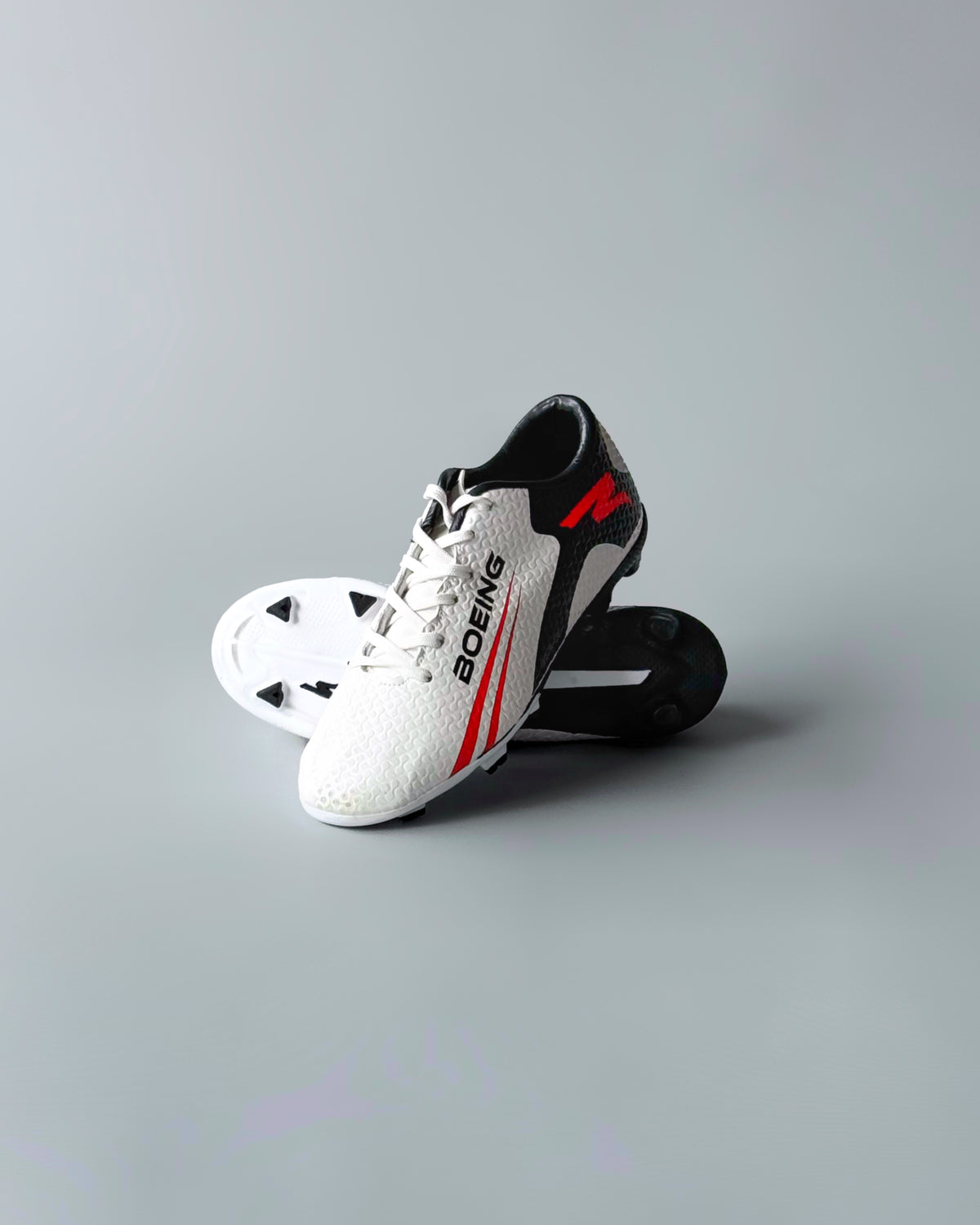 FELO BOEING FIRM GROUND FOOTBALL BOOTS WHITE