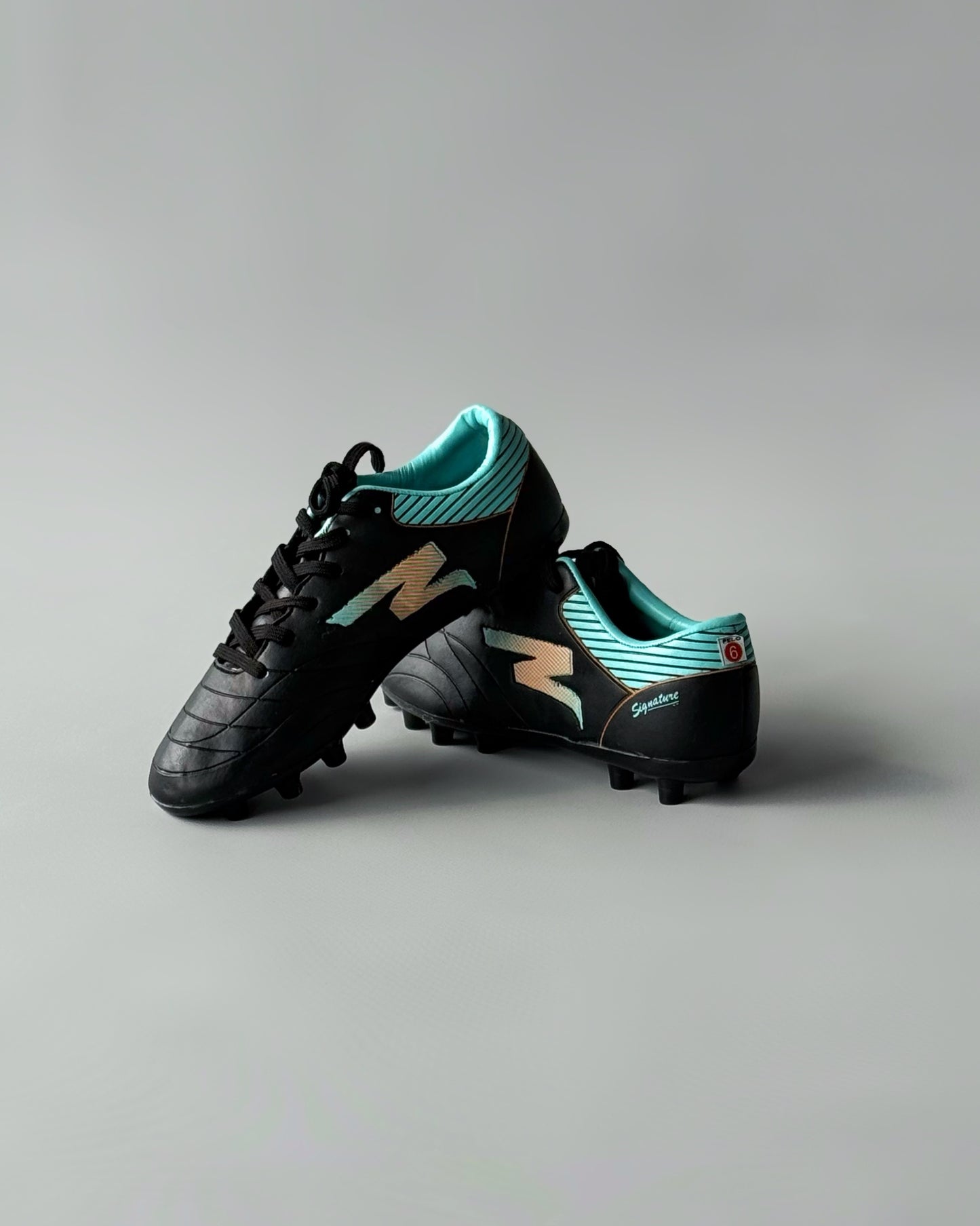 FELO SIGNATURE BLACK HARD GROUND BOOTS