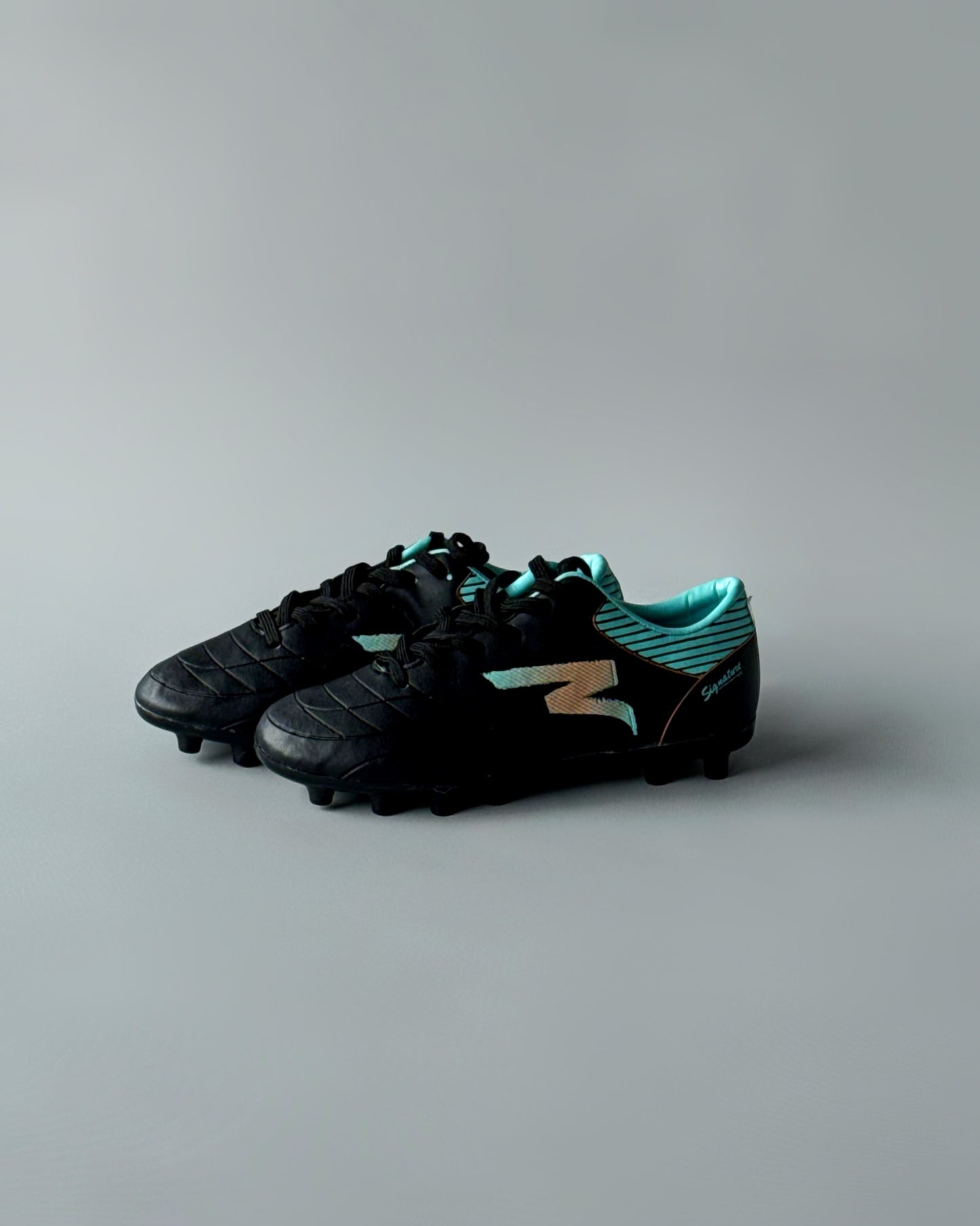 FELO SIGNATURE BLACK HARD GROUND BOOTS