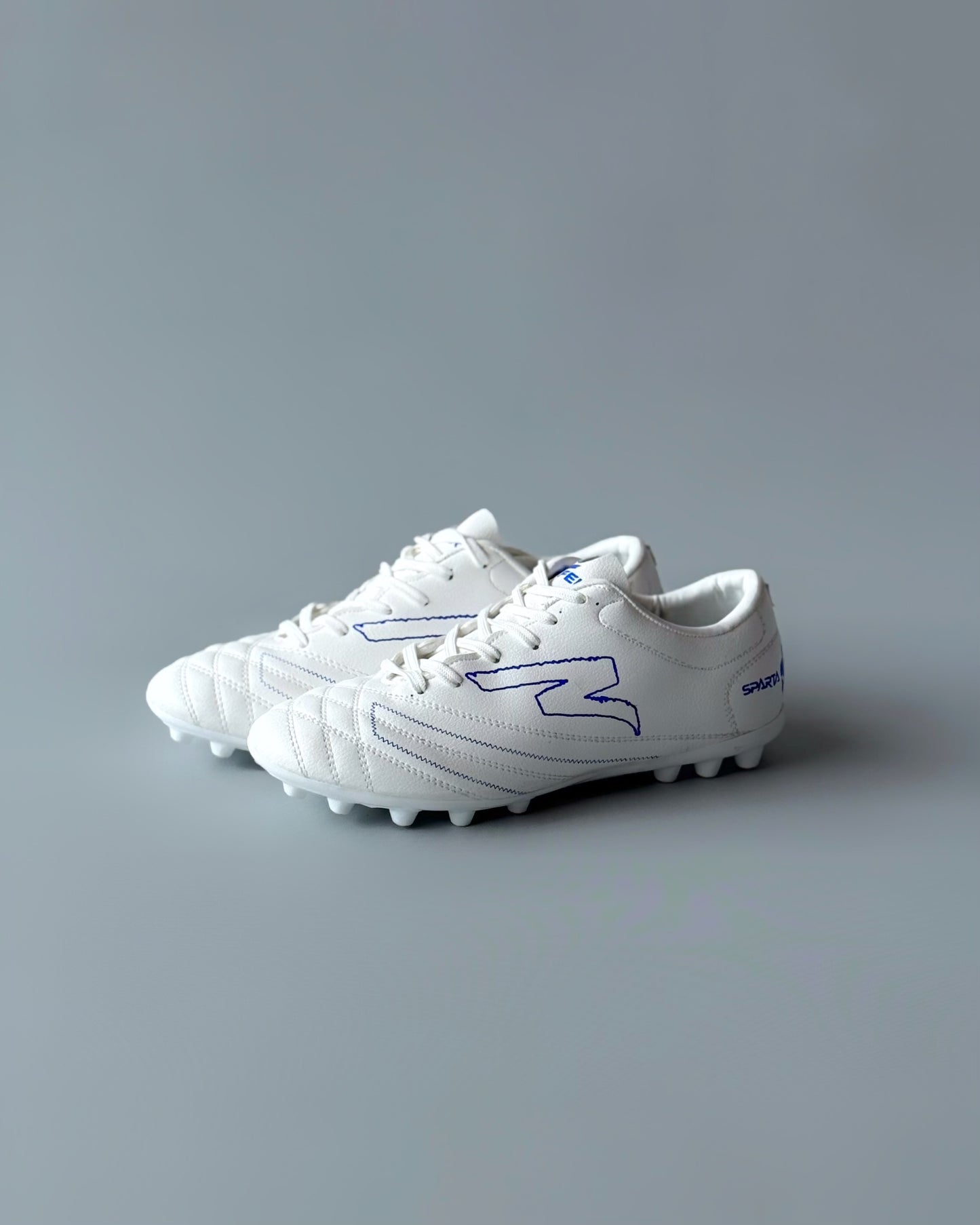 FELO SPARTA MULTI STUD BOOT WHITE