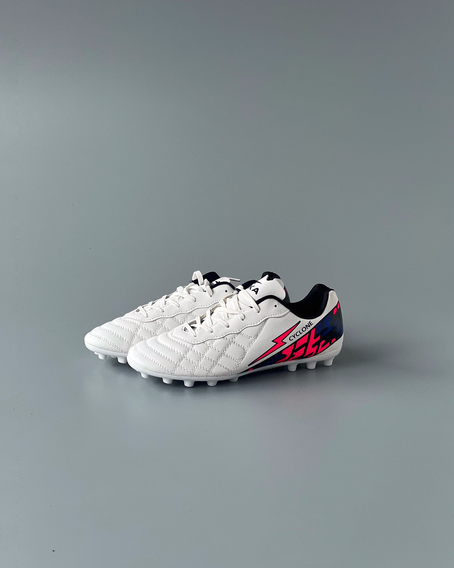 SPIKA CYCLONE MULTI GROUND FOOTBALL BOOTS WHITE