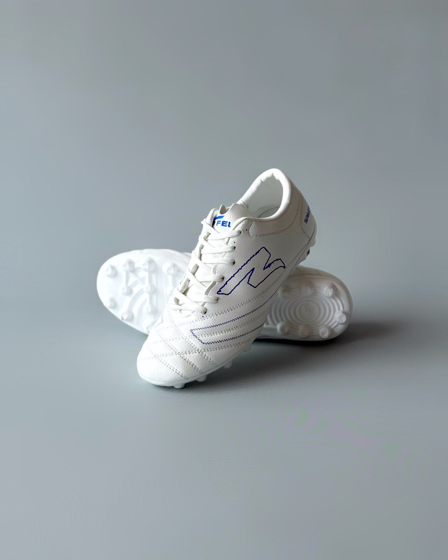 FELO SPARTA MULTI STUD BOOT WHITE