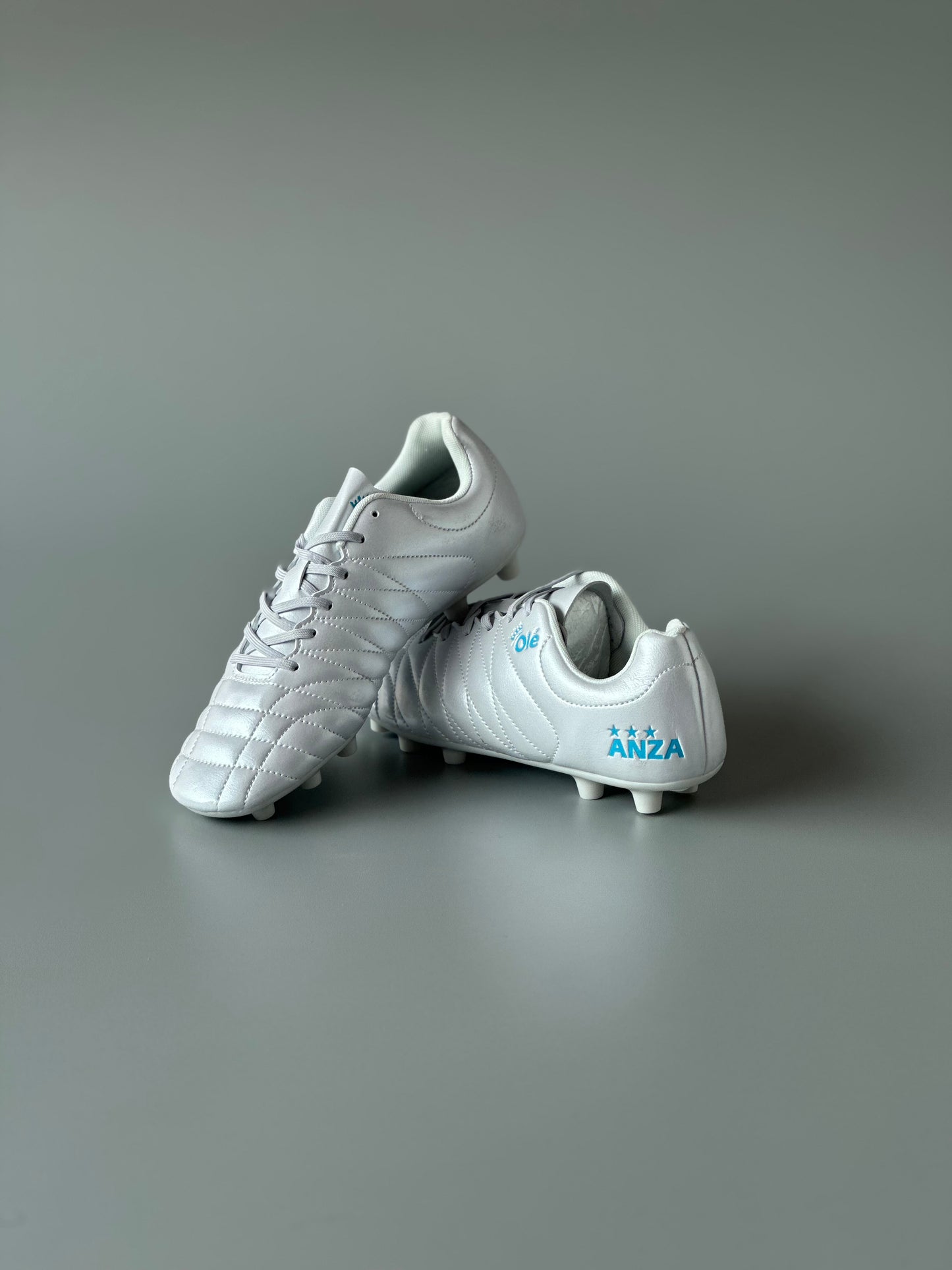 ANZA OLE MULTI GROUND FOOTBALL STUDS