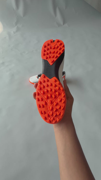FELO AEROSTAR MULTI GROUND BOOTS WHITE/ORANGE